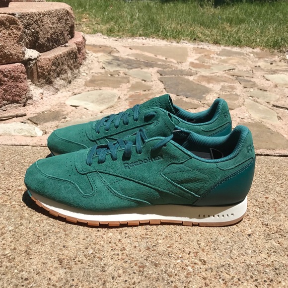 Reebok Classic Leather Green Suede Low Top Shoes - Picture 4 of 9